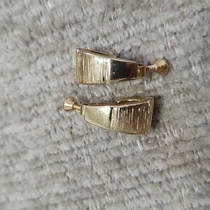 Vintage Art Deco Style Gold Tone Screw Back Earrings
